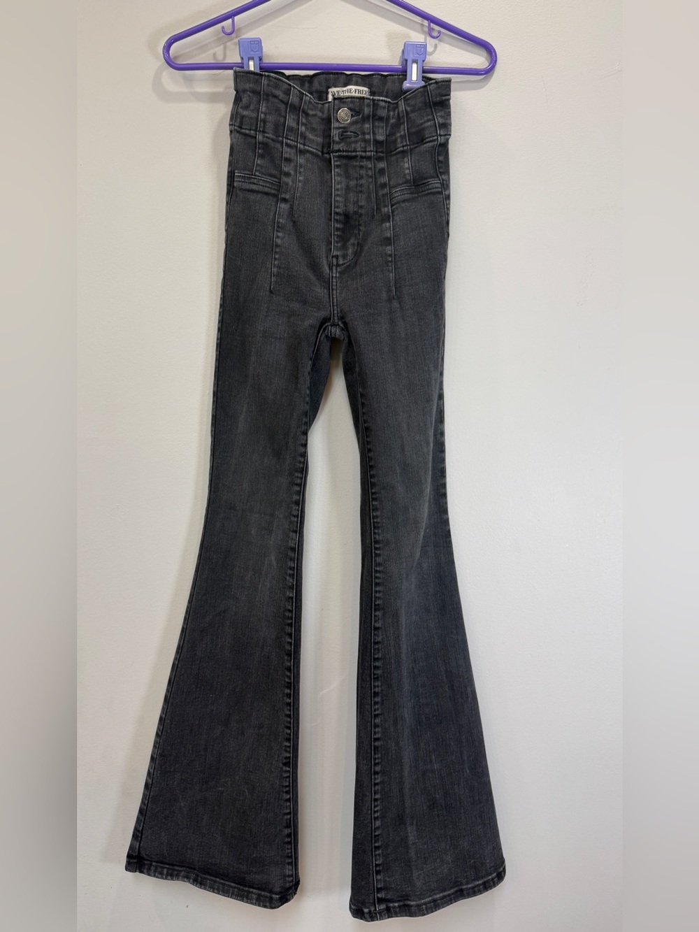 We The Free High-Waist Flared Jeans - Charcoal Black